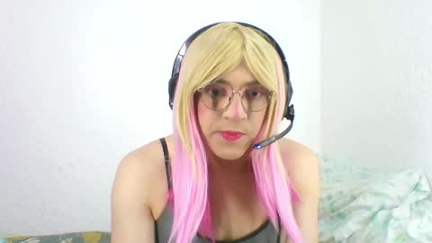 Snapshot of mercie_11 chatting on 20, 10, 2025 MERCIE online show from 20, 10, 2025