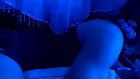 Snapshot of merelyalover chatting on 30, 10, 2025 gurlnips online show from 30, 10, 2025