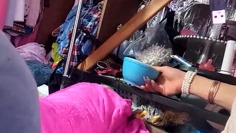 gurlnips online show from 5, 12, 2025