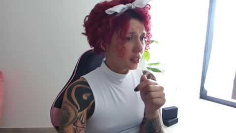 Snapshot of merida__freckles chatting on 15, 4, 2026 Miss Freckles online show from 15, 4, 2026