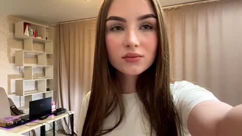 Snapshot of meridethvilca chatting on 6, 10, 2025 Rina online show from 6, 10, 2025