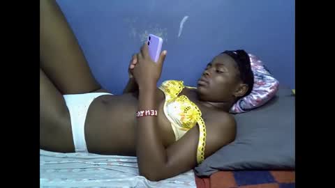 merlin_queen online show from 17, 12, 2025