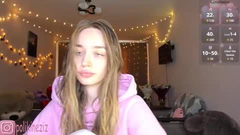 Snapshot of merryl_clark chatting on 15, 2, 2026 Sara online show from 15, 2, 2026