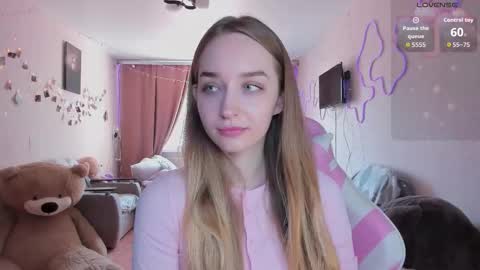 Snapshot of merryl_clark chatting on 29, 3, 2026 Sara online show from 29, 3, 2026