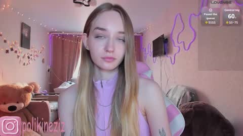 Snapshot of merryl_clark chatting on 31, 3, 2026 Sara online show from 31, 3, 2026