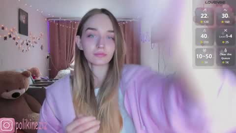 Snapshot of merryl_clark chatting on 9, 4, 2026 Sara online show from 9, 4, 2026