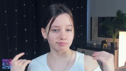 Lollita online show from 3, 3, 2025