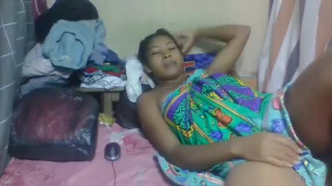 Snapshot of mevasoa chatting on 19, 6, 2026 mevasoa online show from 19, 6, 2026