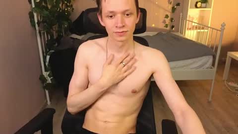 MEVERIK OUSHEN online show from 28, 5, 2026