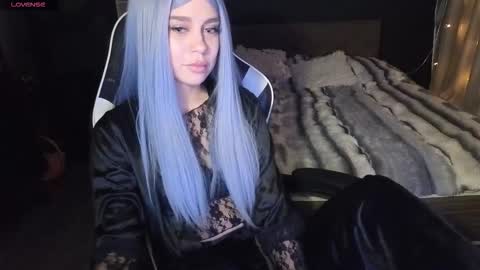 Snapshot of mezzalunaa chatting on 11, 3, 2026 vollmond online show from 11, 3, 2026