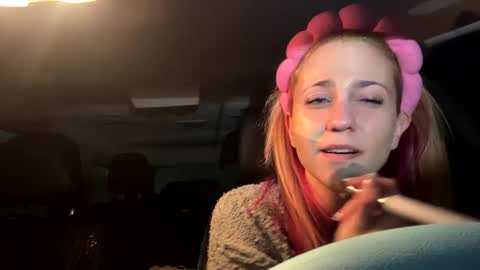 Snapshot of mezzy69 chatting on 22, 2, 2025 mezzy69 online show from 22, 2, 2025