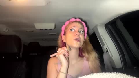 Snapshot of mezzy69 chatting on 28, 2, 2025 mezzy69 online show from 28, 2, 2025