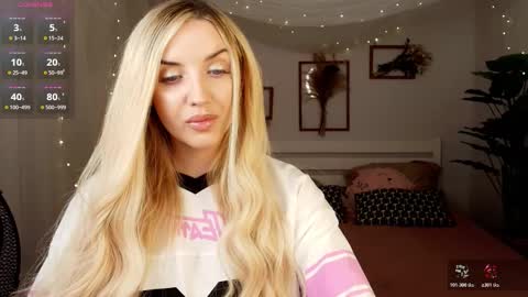 Snapshot of mi1a_ chatting on 13, 3, 2026 mi1a_ online show from 13, 3, 2026