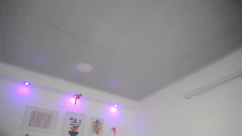 mia18_queen online show from 21, 12, 2024