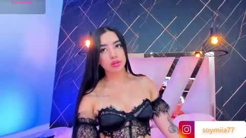 Snapshot of mia77_ chatting on 19, 7, 2026 Mia online show from 19, 7, 2026
