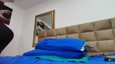 Emi online show from 22, 1, 2025