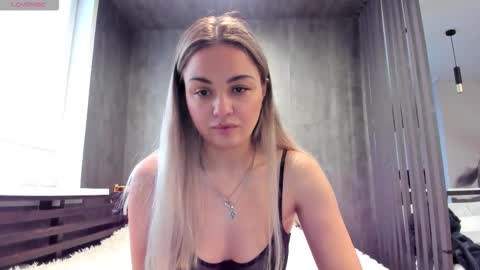 Mia online show from 13, 11, 2025