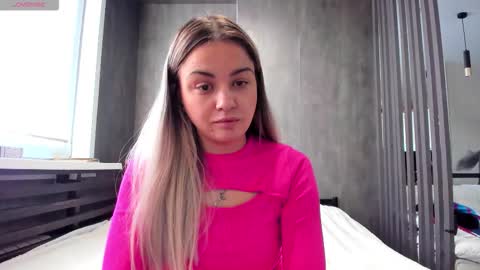 Snapshot of mia___mur chatting on 4, 2, 2026 Mia online show from 4, 2, 2026