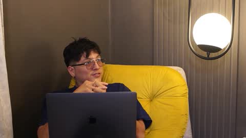 Snapshot of mia_belmont chatting on 28, 3, 2026 Belmont and Mia online show from 28, 3, 2026