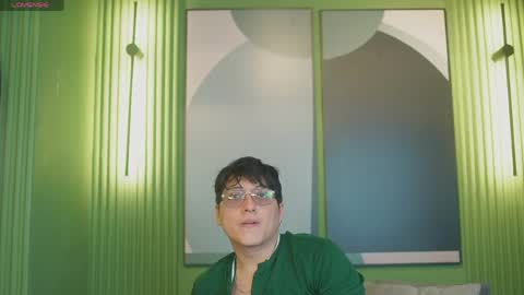 Snapshot of mia_belmont chatting on 23, 4, 2026 Belmont and Mia online show from 23, 4, 2026