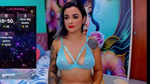 Mia online show from 18, 12, 2024