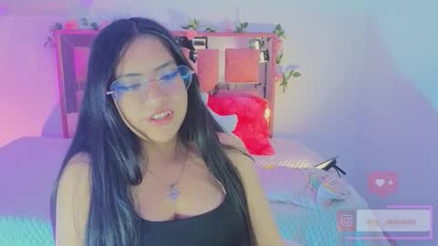 Snapshot of mia_bnnyy chatting on 27, 9, 2025 mia_bnnyy online show from 27, 9, 2025