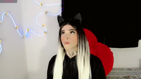 Snapshot of mia_califa_01 chatting on 26, 5, 2026 mia califa online show from 26, 5, 2026