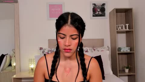 Mia Cano online show from 17, 11, 2025