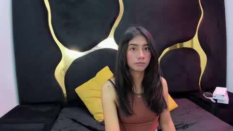 Snapshot of mia_clark18 chatting on 14, 10, 2025 mia_clark18 online show from 14, 10, 2025