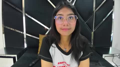 Snapshot of mia_clark18 chatting on 29, 10, 2025 mia_clark18 online show from 29, 10, 2025