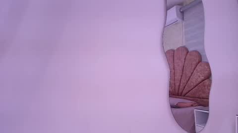 Snapshot of mia_collenss chatting on 10, 4, 2026 Mia online show from 10, 4, 2026