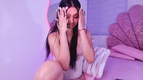 Snapshot of mia_collenss chatting on 5, 7, 2026 Mia online show from 5, 7, 2026
