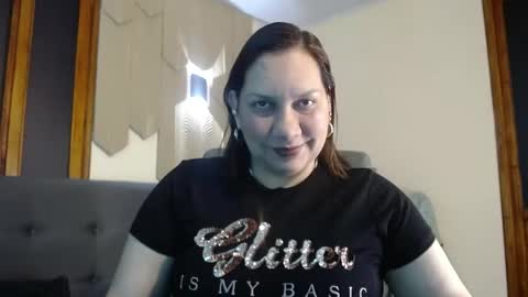 Snapshot of mia_coral1 chatting on 15, 4, 2026 Mia online show from 15, 4, 2026