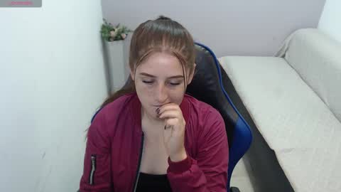 Mia online show from 7, 11, 2025