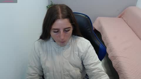 Mia online show from 9, 2, 2026