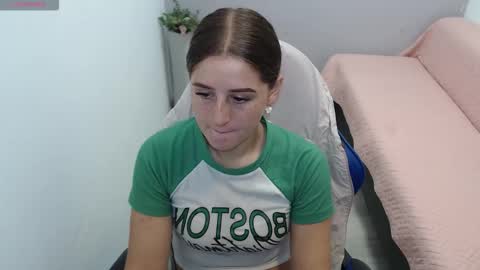 Mia online show from 10, 2, 2026