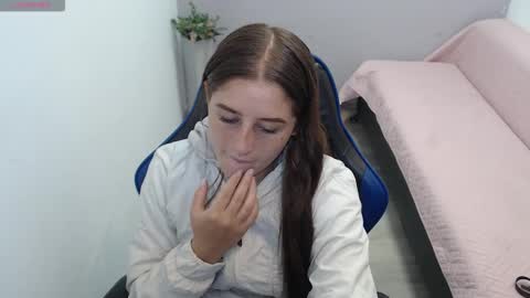 Mia online show from 25, 2, 2026