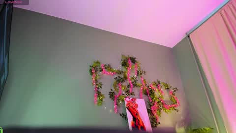 Snapshot of mia_ferd chatting on 17, 3, 2026 Mia online show from 17, 3, 2026