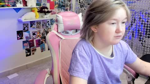 Snapshot of mia_ferd chatting on 3, 4, 2026 Mia online show from 3, 4, 2026