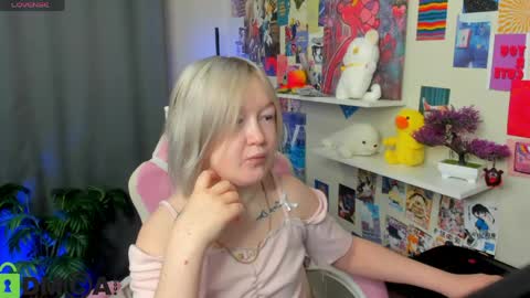 Snapshot of mia_ferd chatting on 17, 4, 2026 Mia online show from 17, 4, 2026