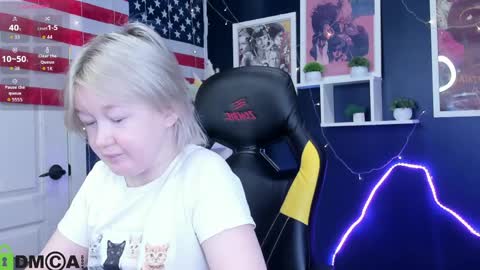 Snapshot of mia_ferd chatting on 25, 4, 2026 Mia online show from 25, 4, 2026