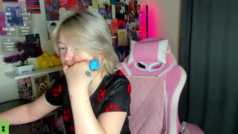 Snapshot of mia_ferd chatting on 27, 4, 2026 Mia online show from 27, 4, 2026