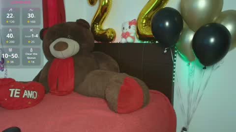 mia_fernand online show from 14, 4, 2026