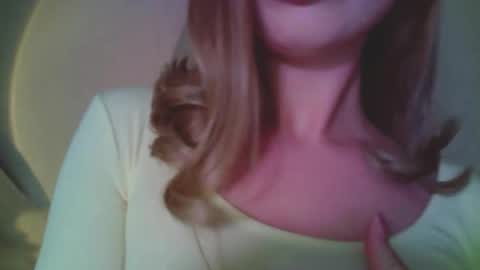 Snapshot of mia_fleur_ chatting on 6, 3, 2026 Mia online show from 6, 3, 2026