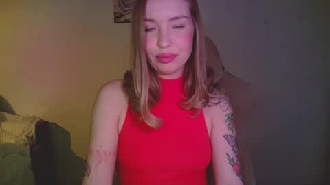 Snapshot of mia_fleur_ chatting on 23, 3, 2026 Mia online show from 23, 3, 2026