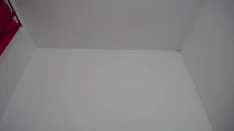 M I A online show from 17, 12, 2025