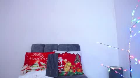 M I A online show from 21, 12, 2025