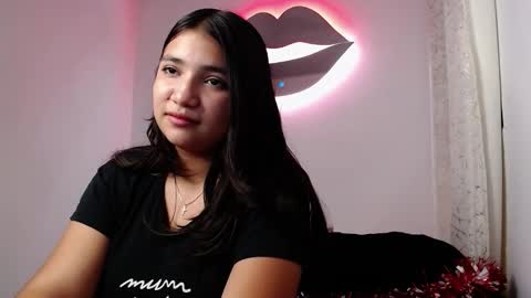 mia online show from 22, 12, 2025