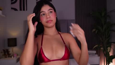Mia  online show from 30, 3, 2026