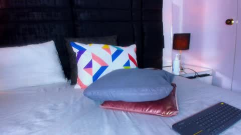 MIA online show from 16, 1, 2025